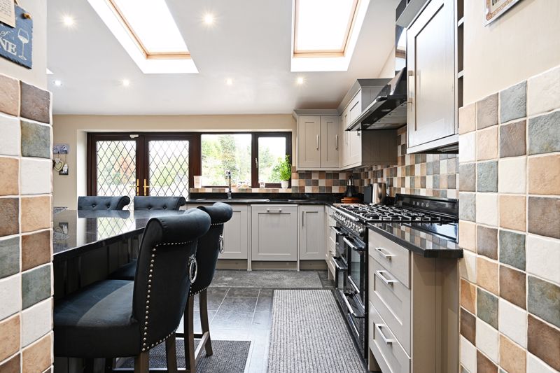 Meadow Head Drive Meadowhead
